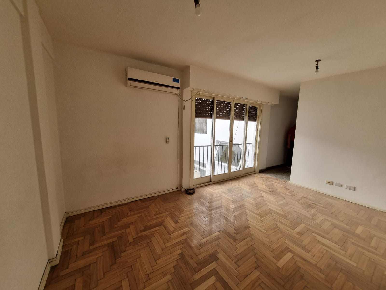 c84a6b65-1746-4f21-bcdf-dc3f402f4a4f