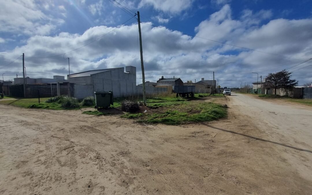 IDEAL LOTE ESQUINA